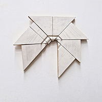 SKIRT SPACE (Wall) 2025
35 x 44 x 3cm
Wood skirting board painted & brass fixings