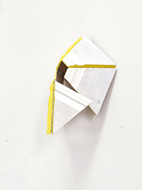 SKIRTING YELLOW 2025
50 x 35 x 20cm (on wall shelf)
Wood skirting board, hinges & paint