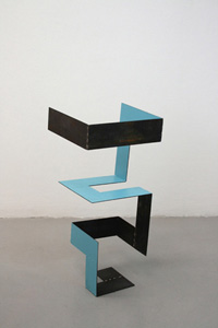 TWIST  2017 90cm high x 35cm wide x 35cm deep Painted steel Private collection USA